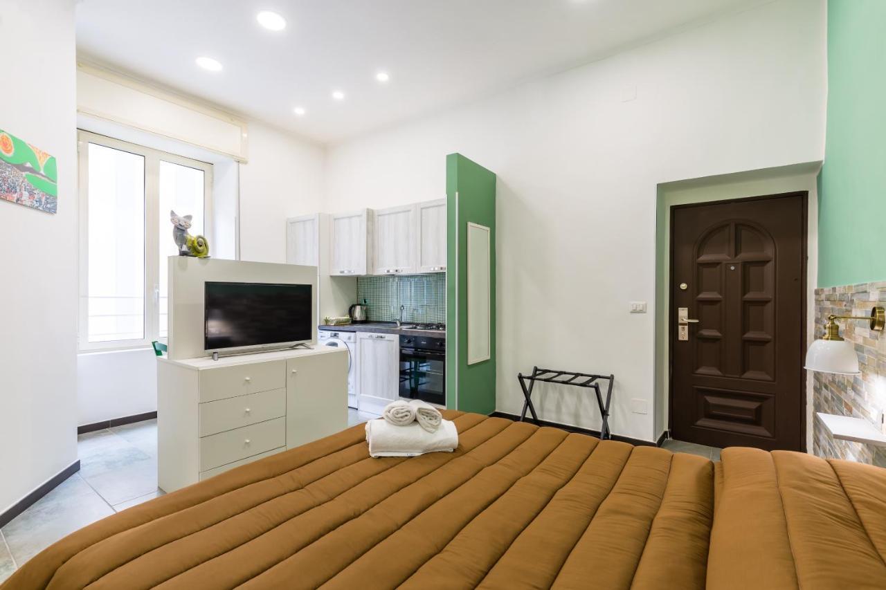 Gelso Complex Studios And Flat By Napoliapartments Екстериор снимка