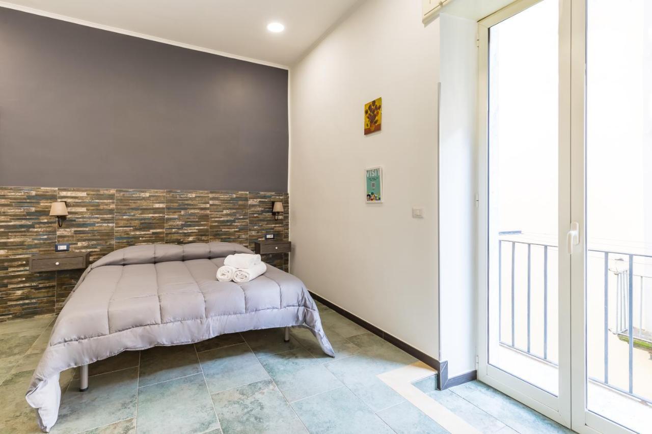 Gelso Complex Studios And Flat By Napoliapartments Екстериор снимка
