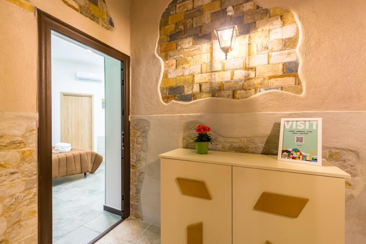 Gelso Complex Studios And Flat By Napoliapartments Екстериор снимка
