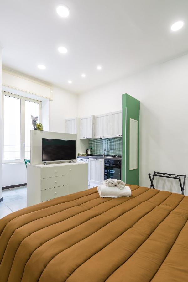 Gelso Complex Studios And Flat By Napoliapartments Екстериор снимка