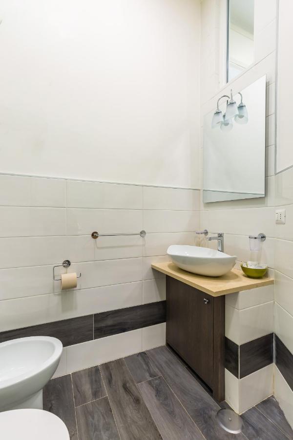 Gelso Complex Studios And Flat By Napoliapartments Екстериор снимка