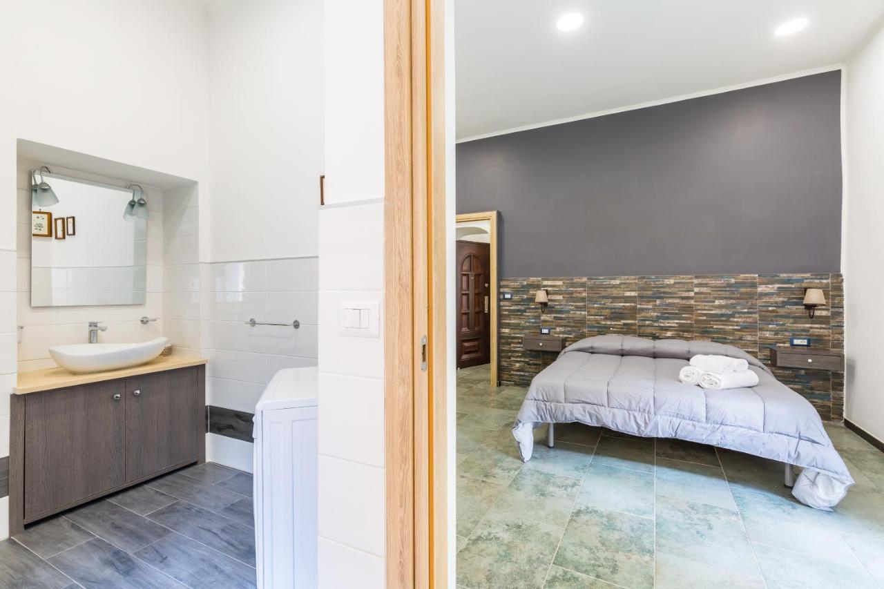 Gelso Complex Studios And Flat By Napoliapartments Екстериор снимка