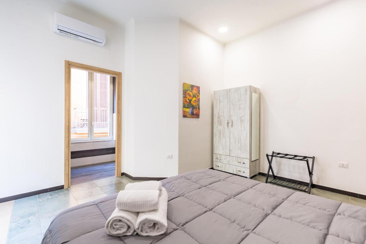 Gelso Complex Studios And Flat By Napoliapartments Екстериор снимка