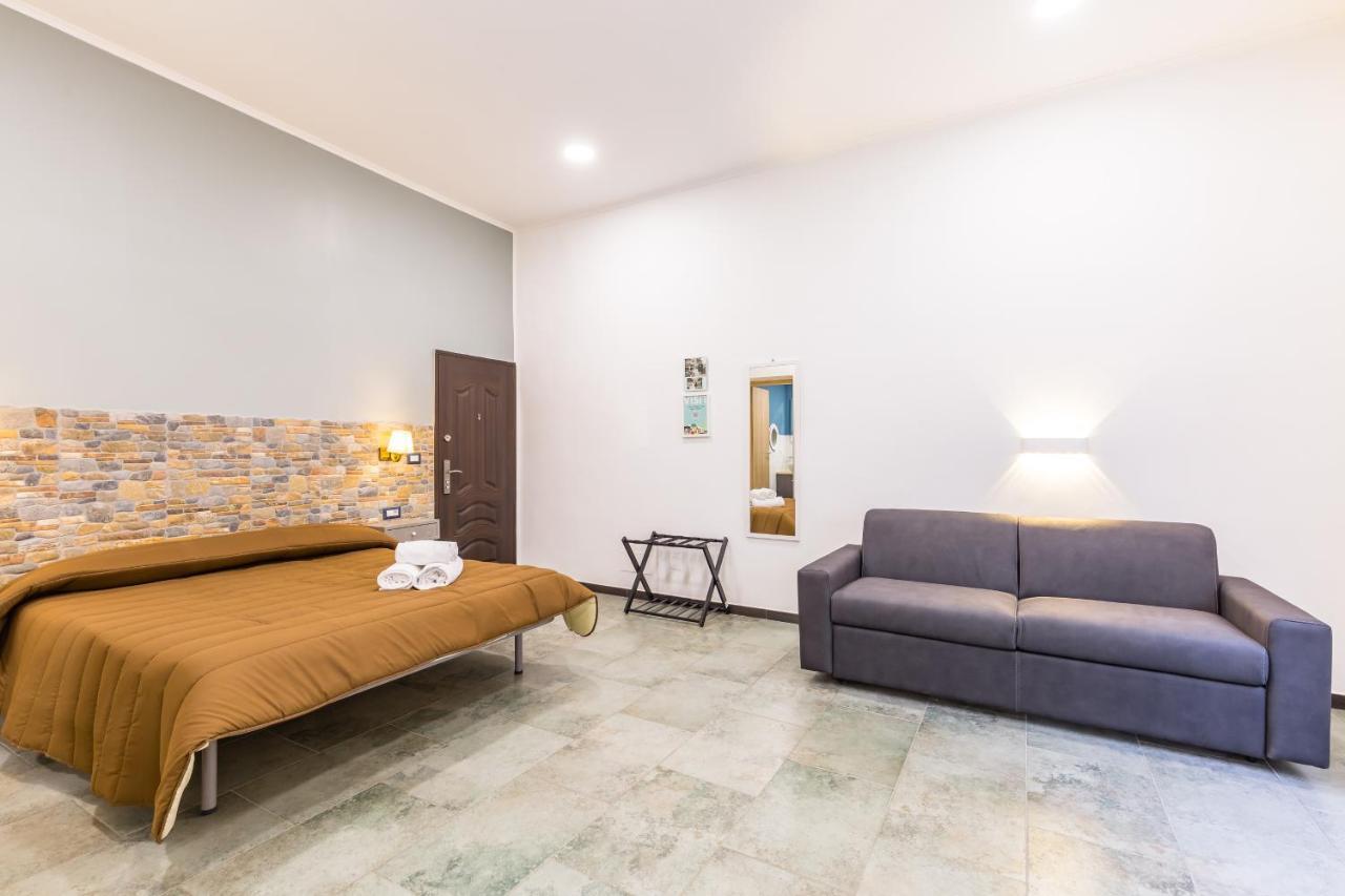 Gelso Complex Studios And Flat By Napoliapartments Екстериор снимка